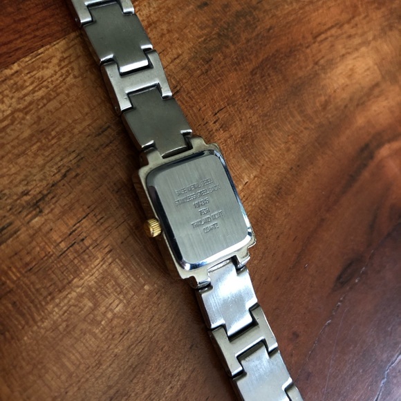 Set of 2 Anne Klein watches. - Picture 2 of 7